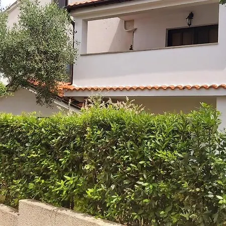Appartement Iva Njivice