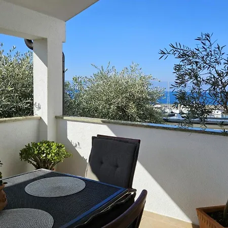 Appartement Iva *