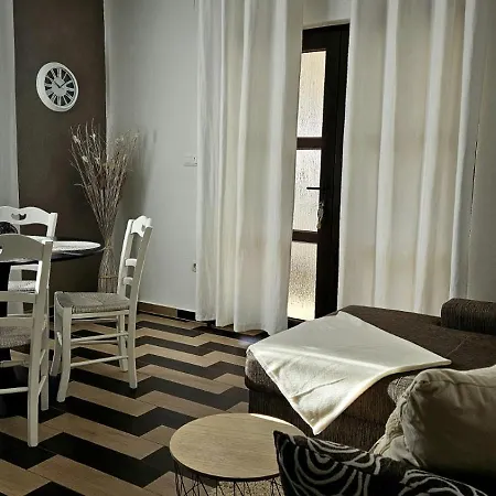 Iva Apartament Njivice